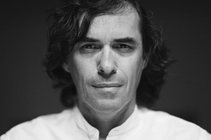 CARTARESCU-credit Cosmin Bumbut